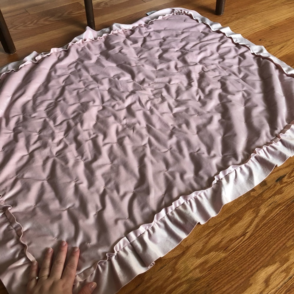 Crib Comforter - Picture 2 of 4